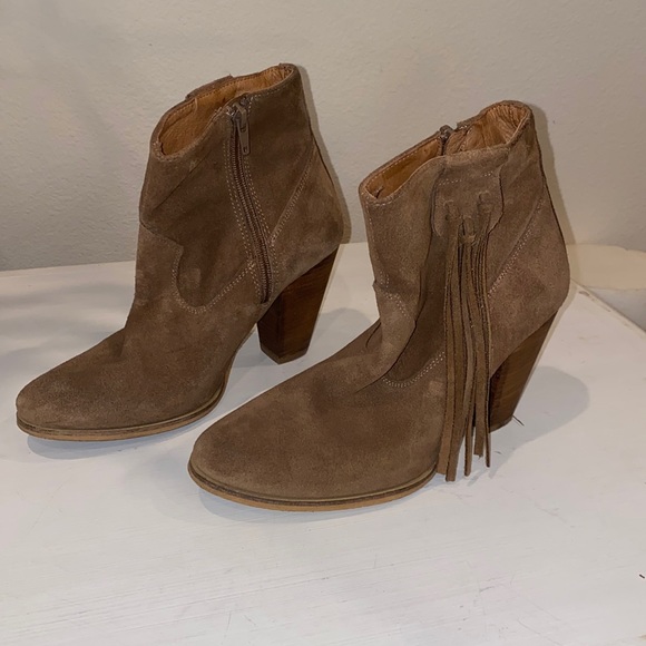 Howsty Marci Brown Suede Ankle Fringe Bootie size 38/ US 8 - Picture 2 of 7